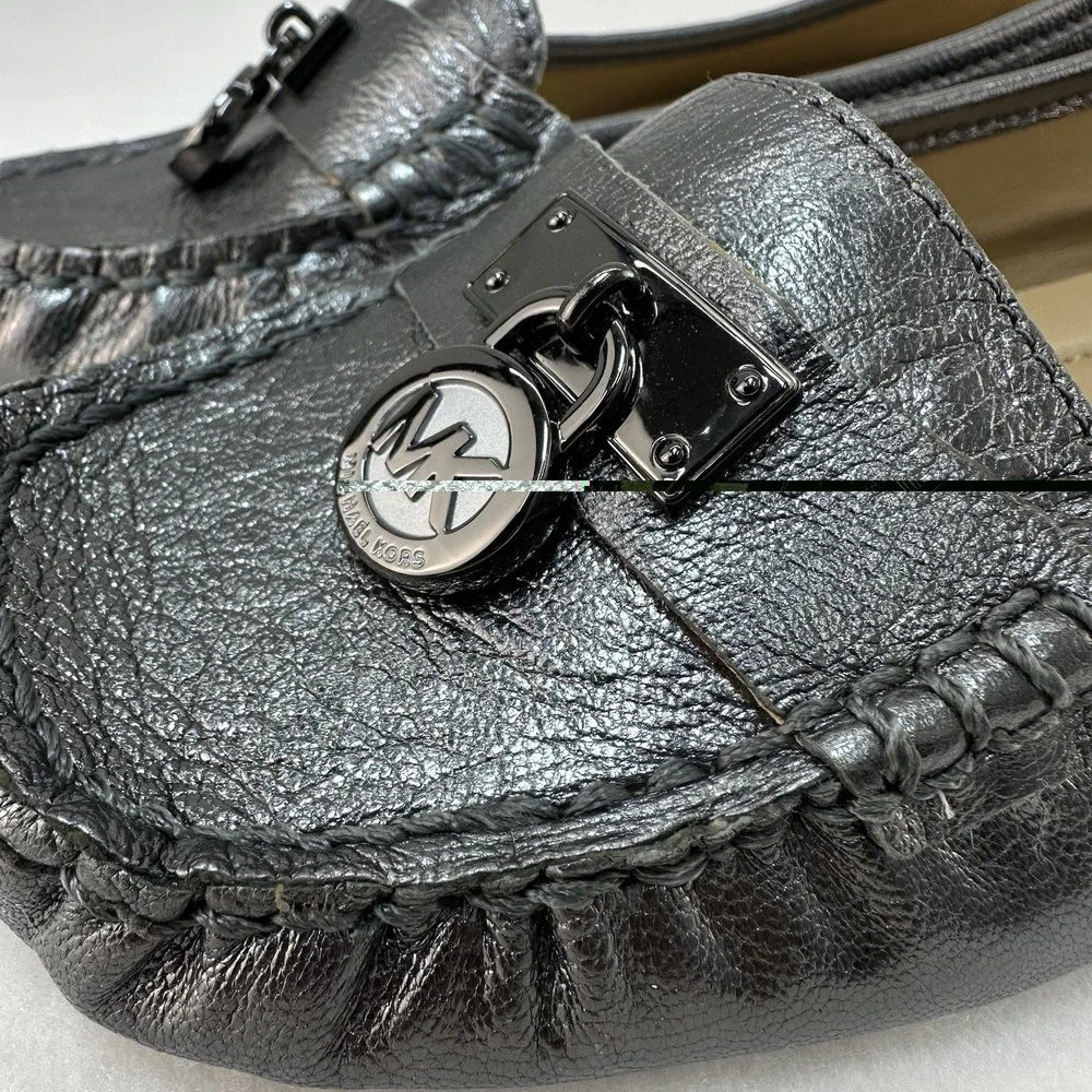 Michael Kors Women's Metallic Pewter Leather Loafers Size 7M Slip On Flats